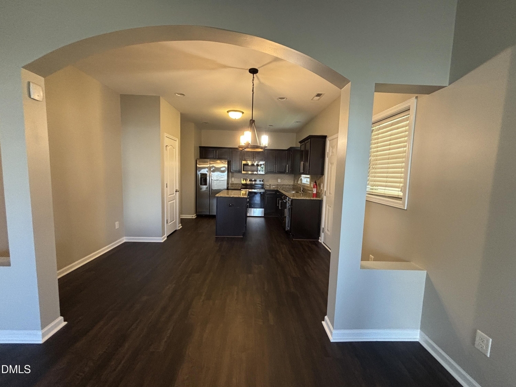 438 Roanoke Drive - Photo 7