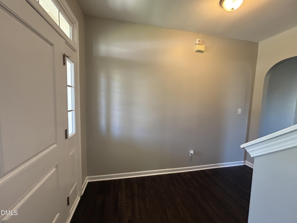 438 Roanoke Drive - Photo 17