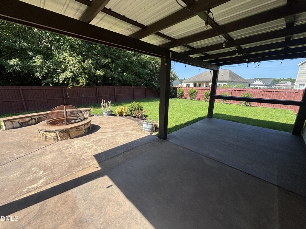 438 Roanoke Drive - Photo 44