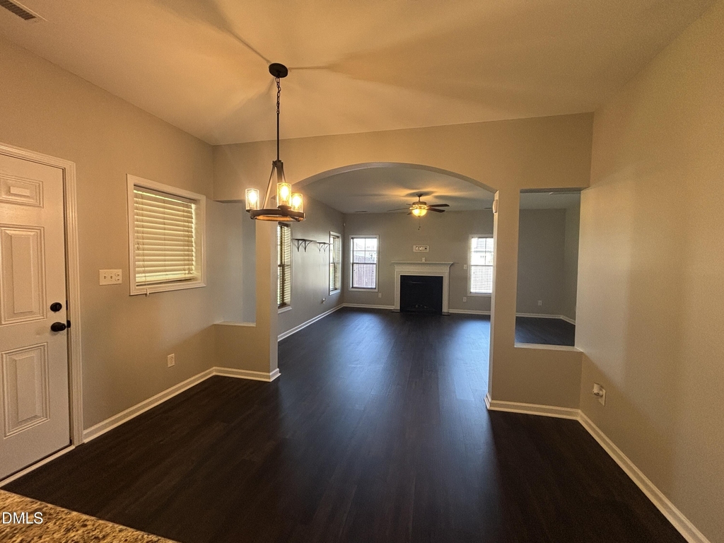 438 Roanoke Drive - Photo 6