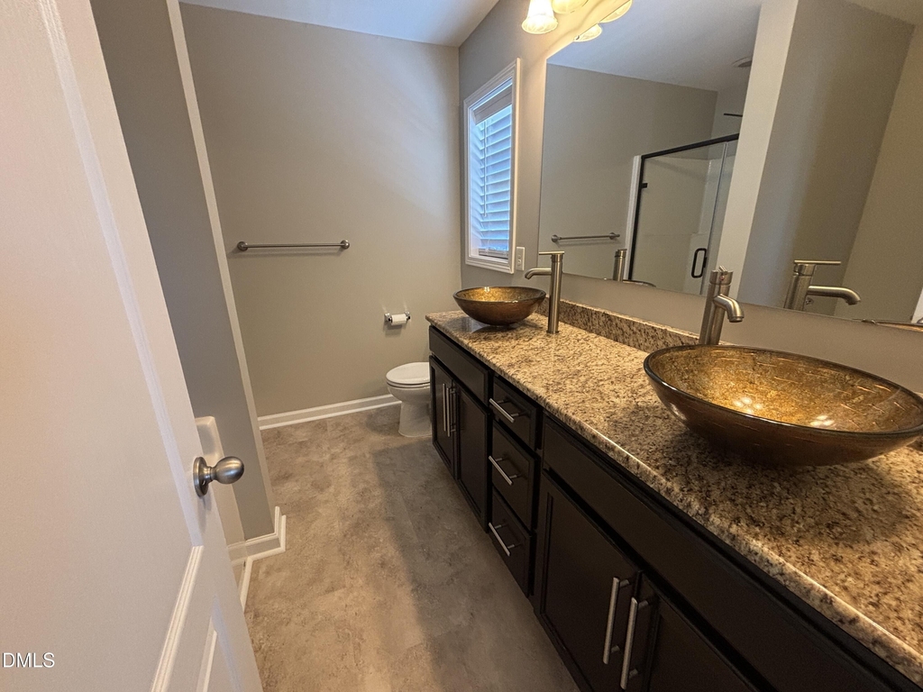 438 Roanoke Drive - Photo 10