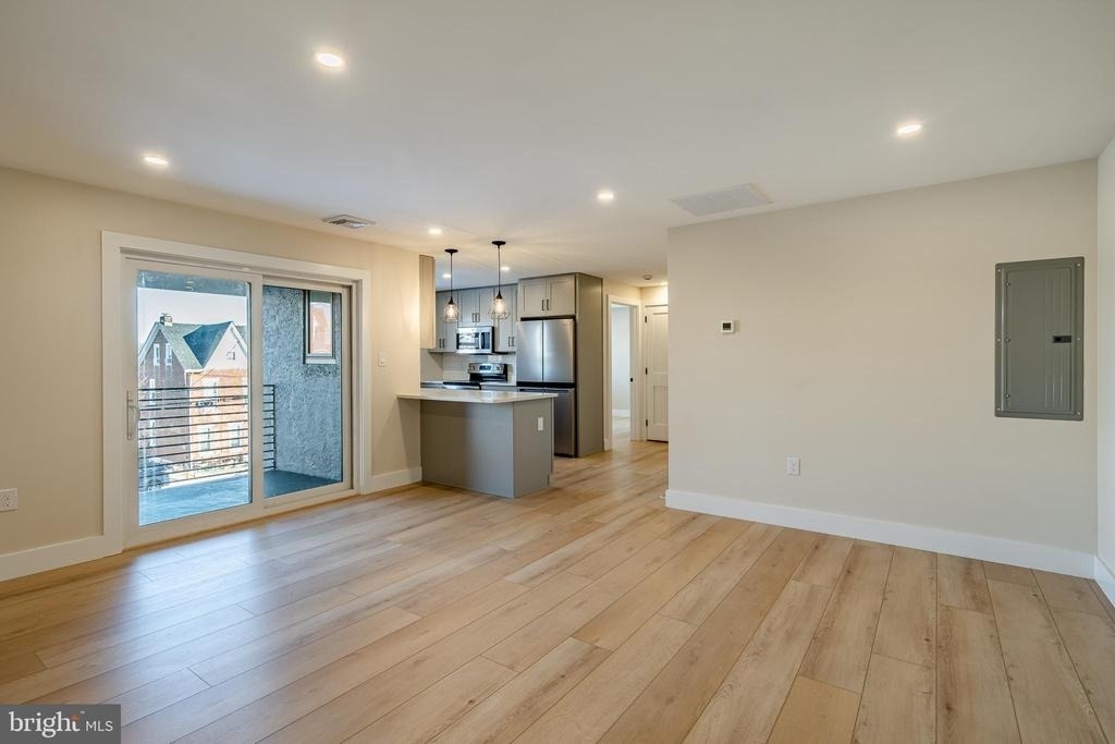 530 Washington Avenue - Photo 4