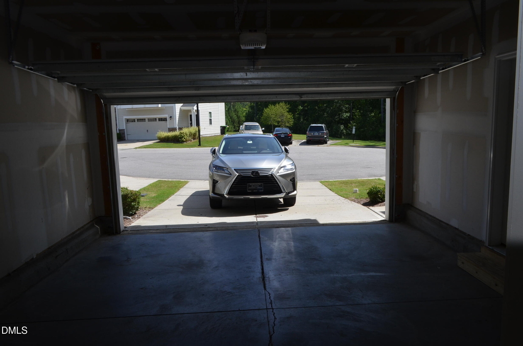 1124 Finch Court - Photo 6