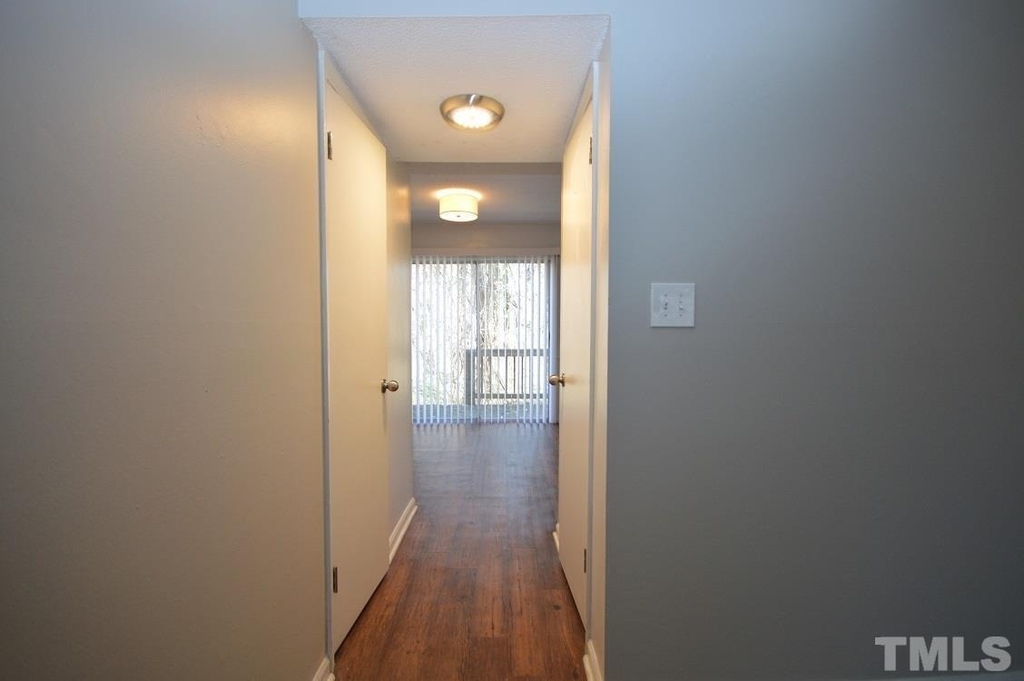 1208 Carlton Avenue - Photo 7