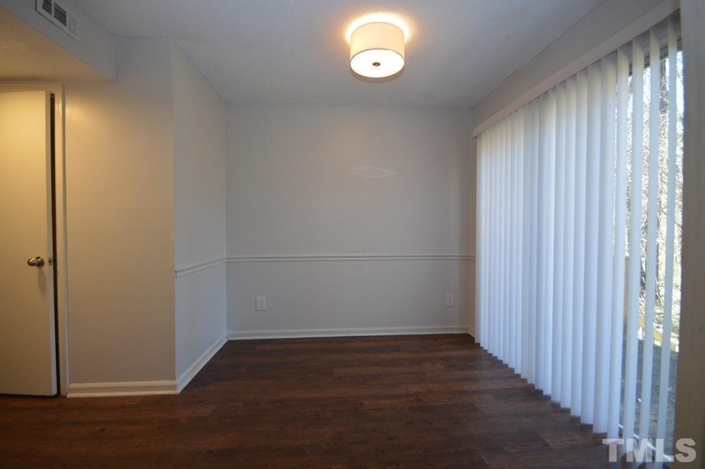 1208 Carlton Avenue - Photo 12