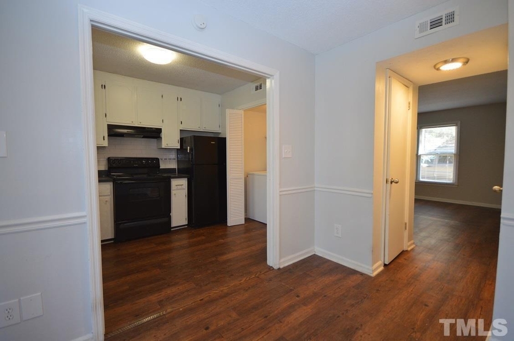 1208 Carlton Avenue - Photo 9