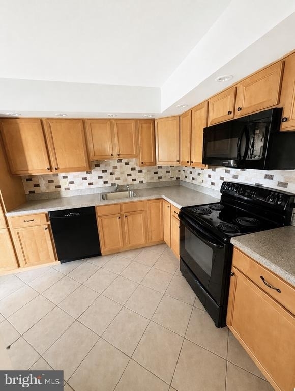 1575 W Street Road - Photo 2
