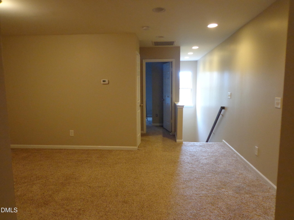3018 Freeport Drive - Photo 5