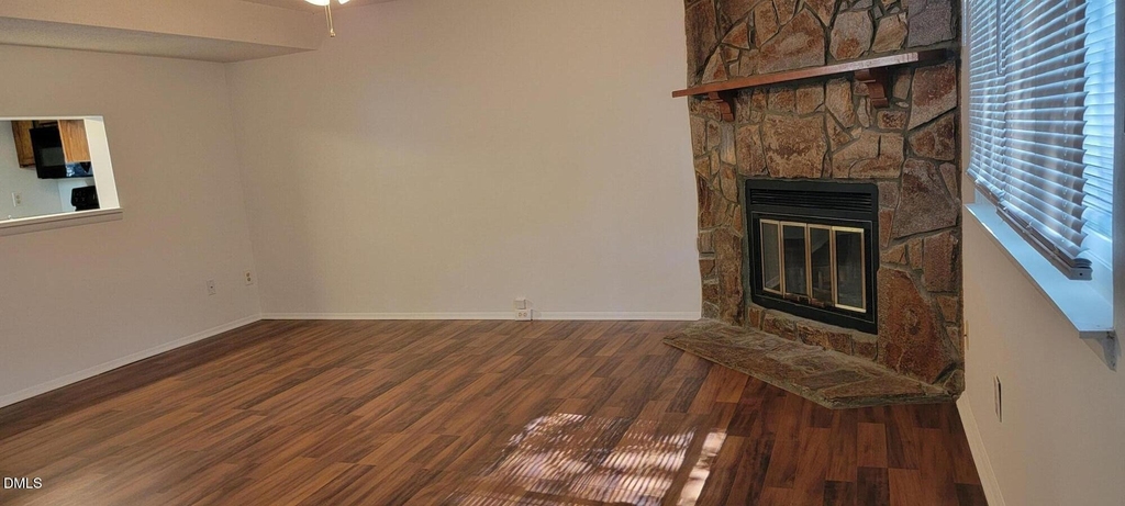 7725 Sandra Lane - Photo 6
