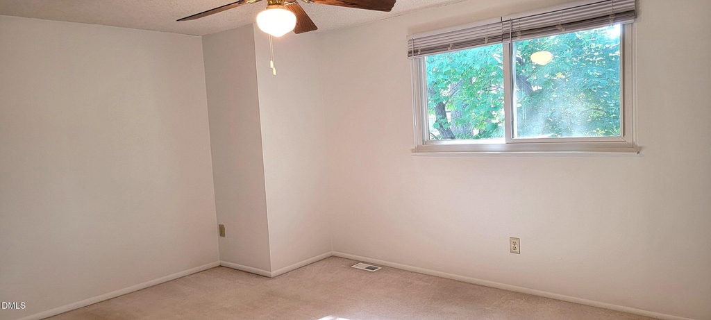 7725 Sandra Lane - Photo 12