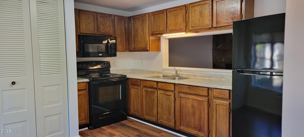 7725 Sandra Lane - Photo 2