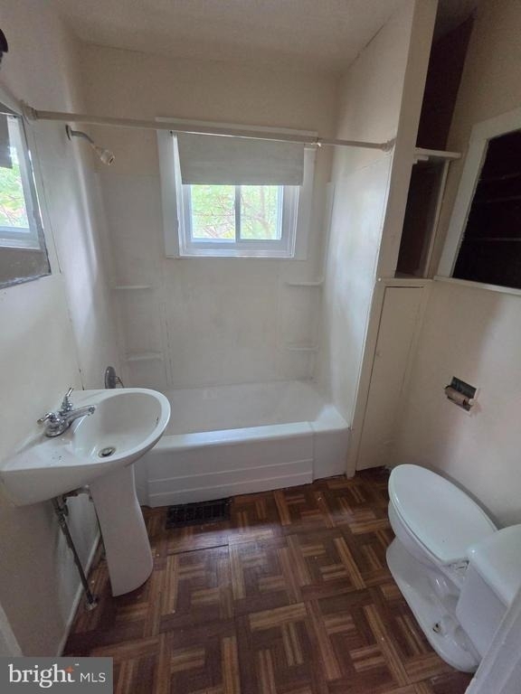 1134 Spring Street - Photo 7
