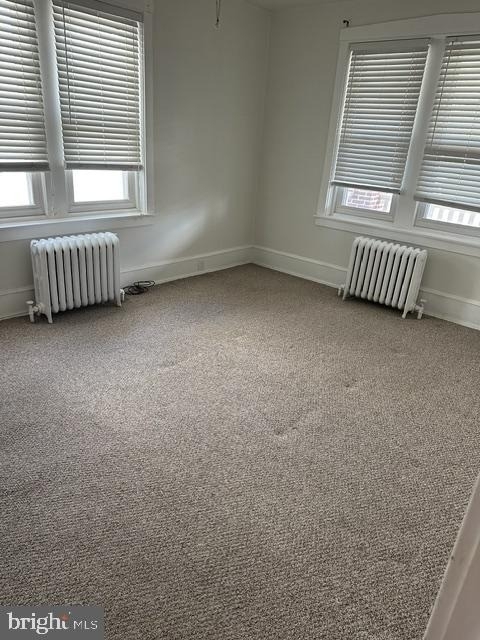 269 W Kings Highway - Photo 2