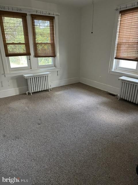 269 W Kings Highway - Photo 3