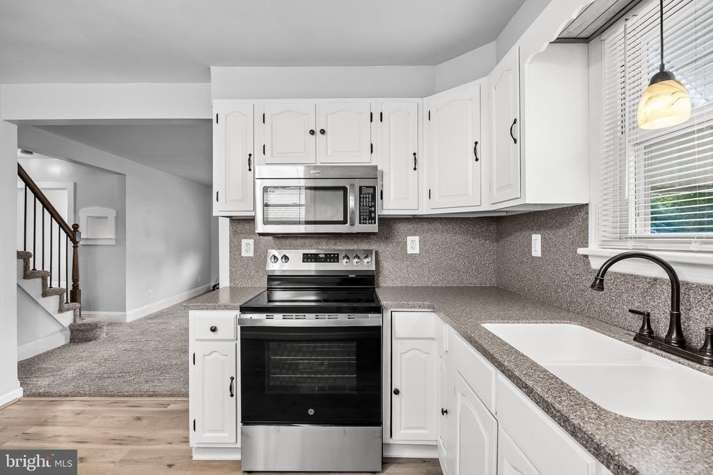 505 Hazel Avenue - Photo 8