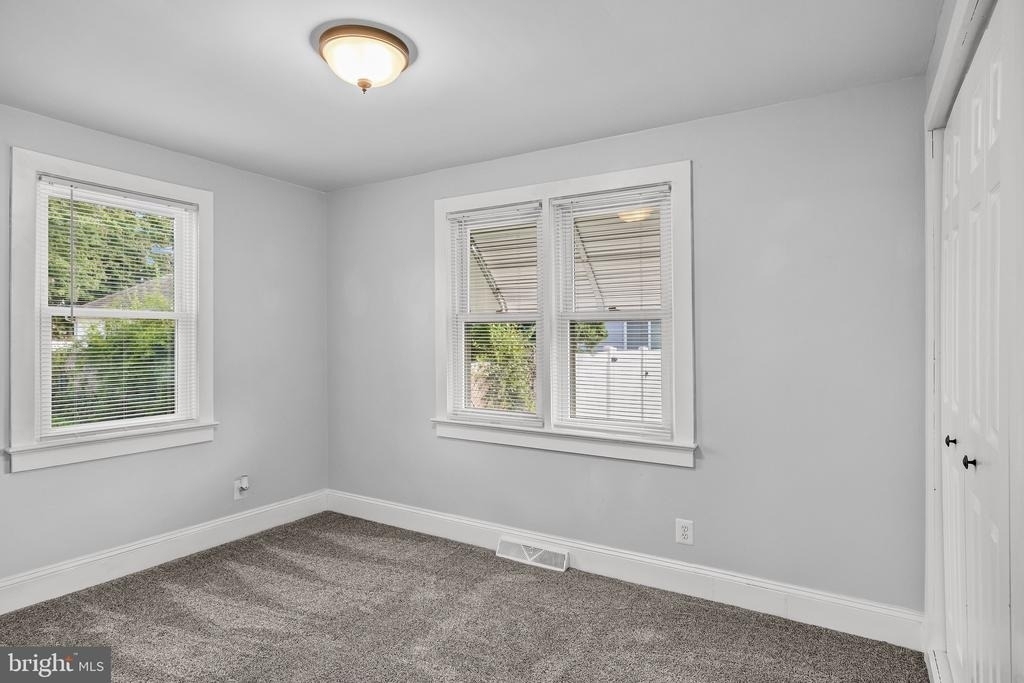 505 Hazel Avenue - Photo 11