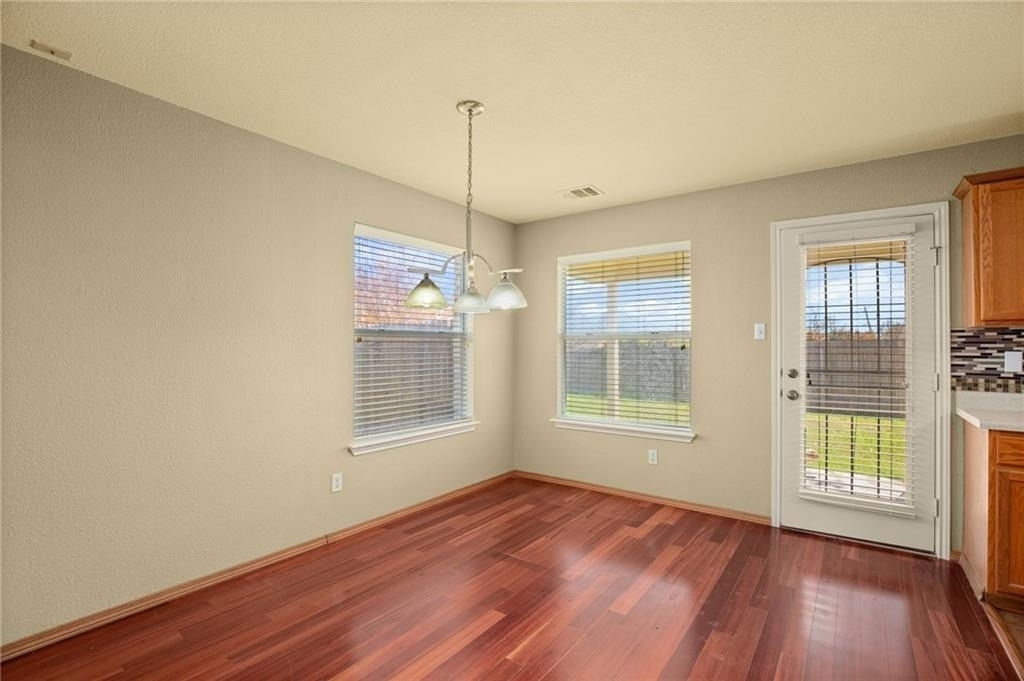 1825 Golden Sunrise Ln - Photo 7