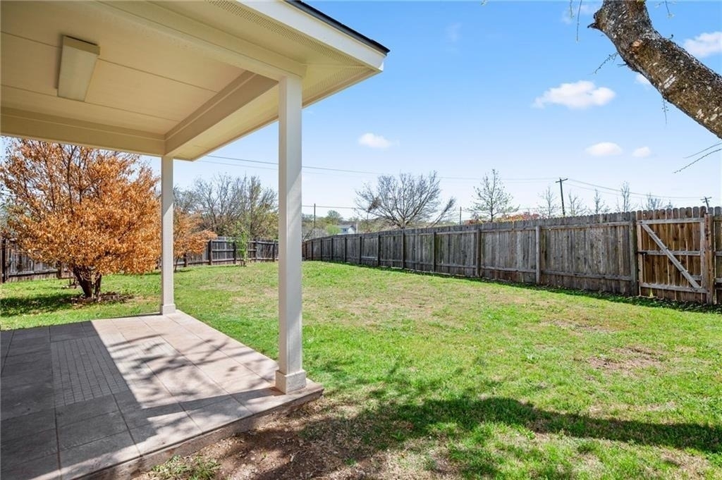1825 Golden Sunrise Ln - Photo 15