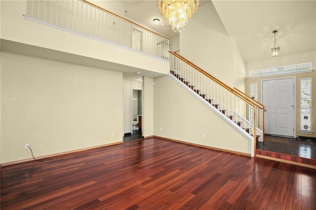 1825 Golden Sunrise Ln - Photo 3