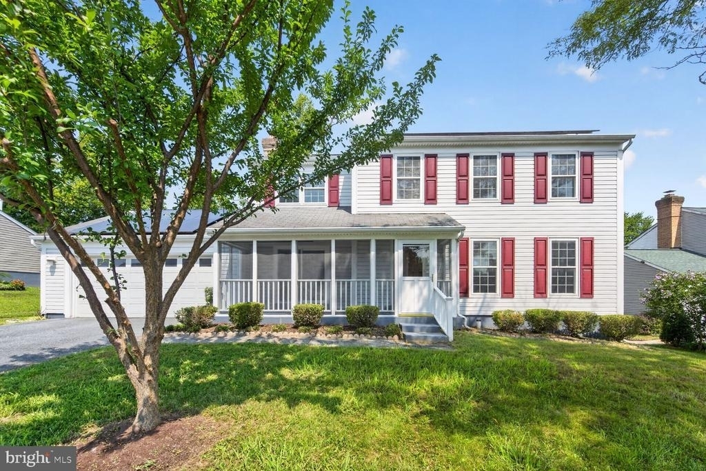 1608 Mithering Lane - Photo 0