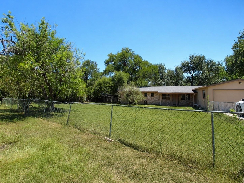 234 Cedar Holw - Photo 1