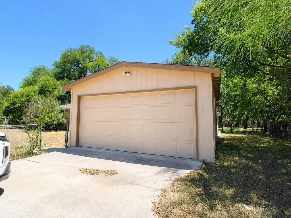 234 Cedar Holw - Photo 2