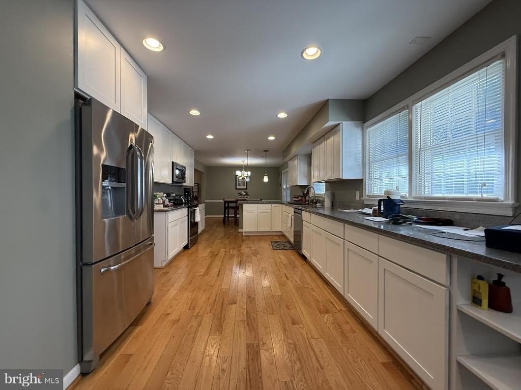 220 Summit Hall Road - Photo 8