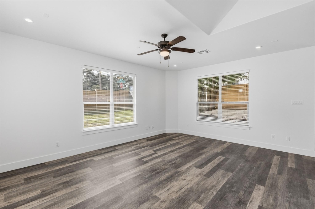 4124 Valley View Rd - Photo 8