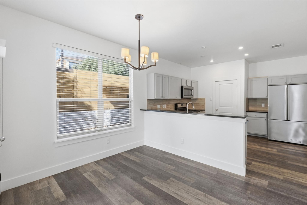 4124 Valley View Rd - Photo 12