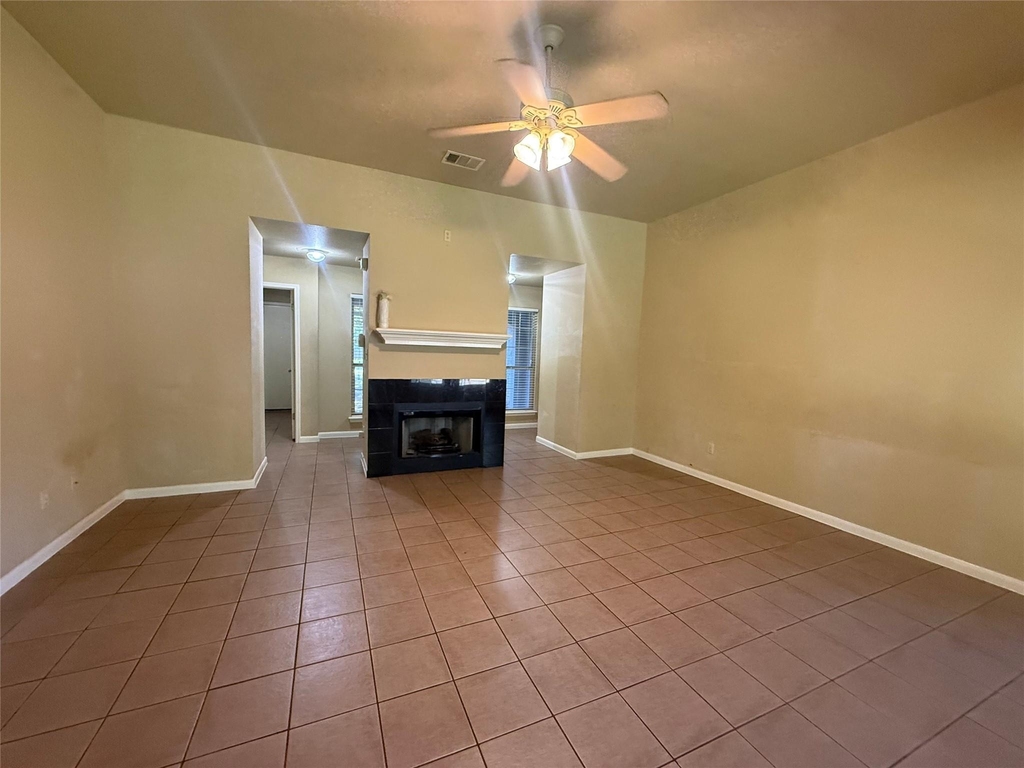 2107 Yaupon Trl - Photo 4