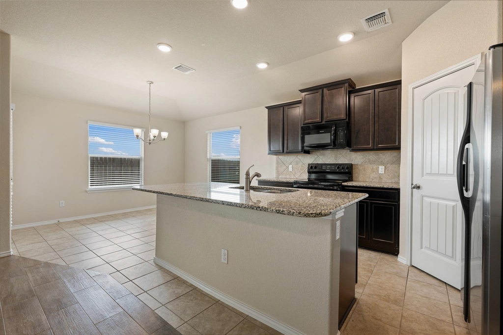 208 Plata Ln - Photo 18