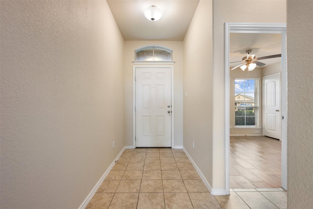 208 Plata Ln - Photo 6