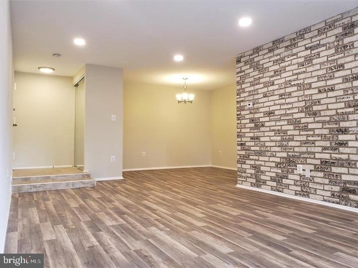 405 Christopher Avenue - Photo 2