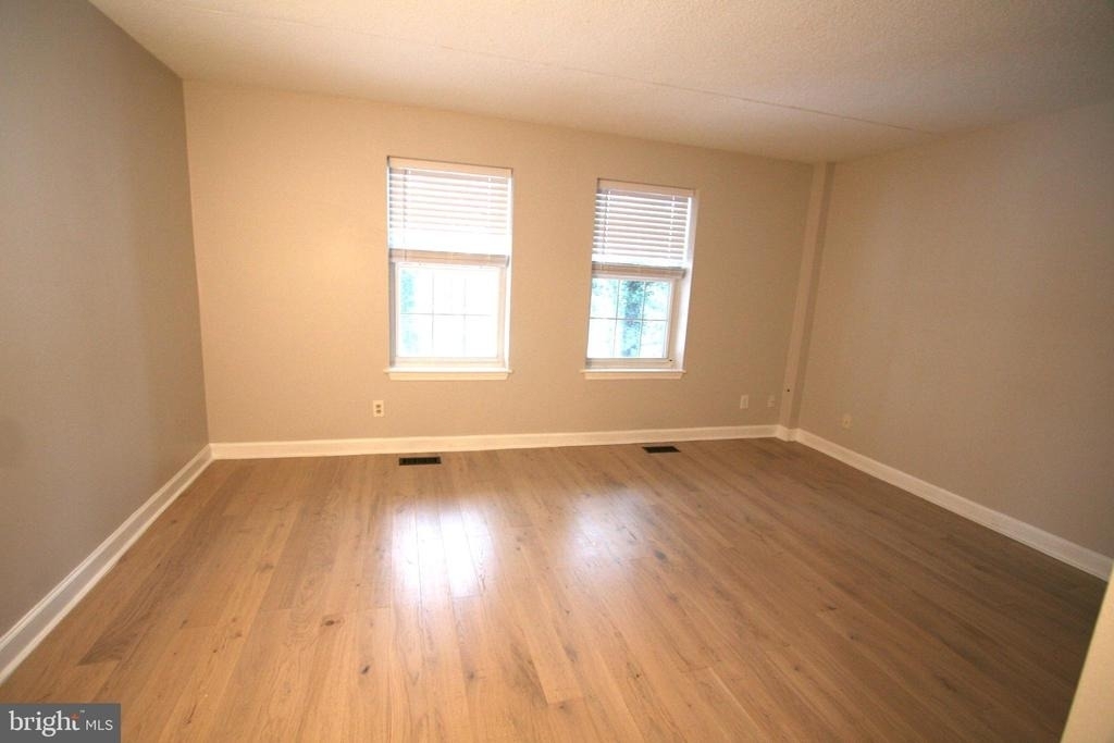 3924 Chesterwood Drive - Photo 5