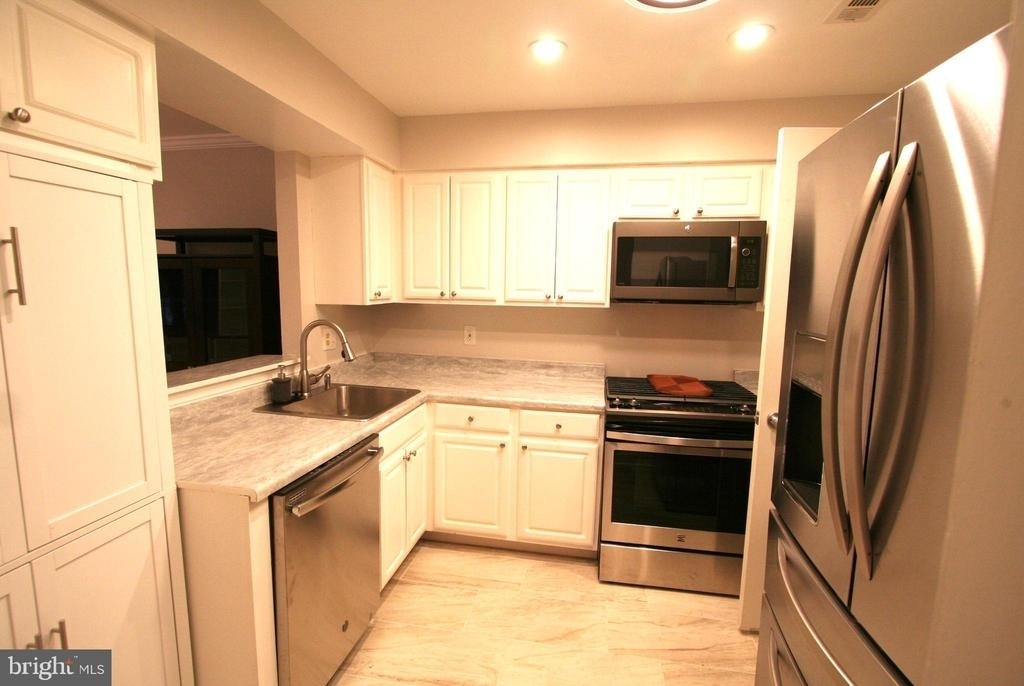 3924 Chesterwood Drive - Photo 17