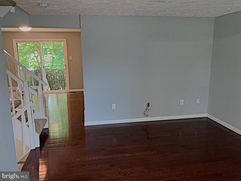 7827 Havenside Terrace - Photo 3