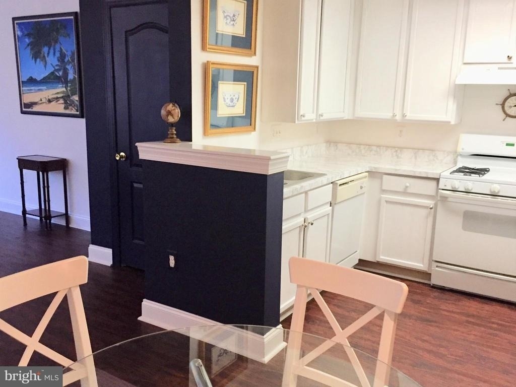 151 Chevy Chase Street - Photo 4