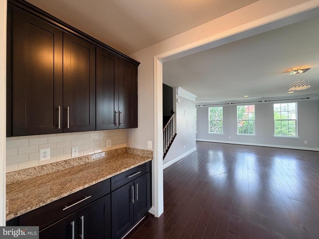 5915 Logans Way - Photo 5