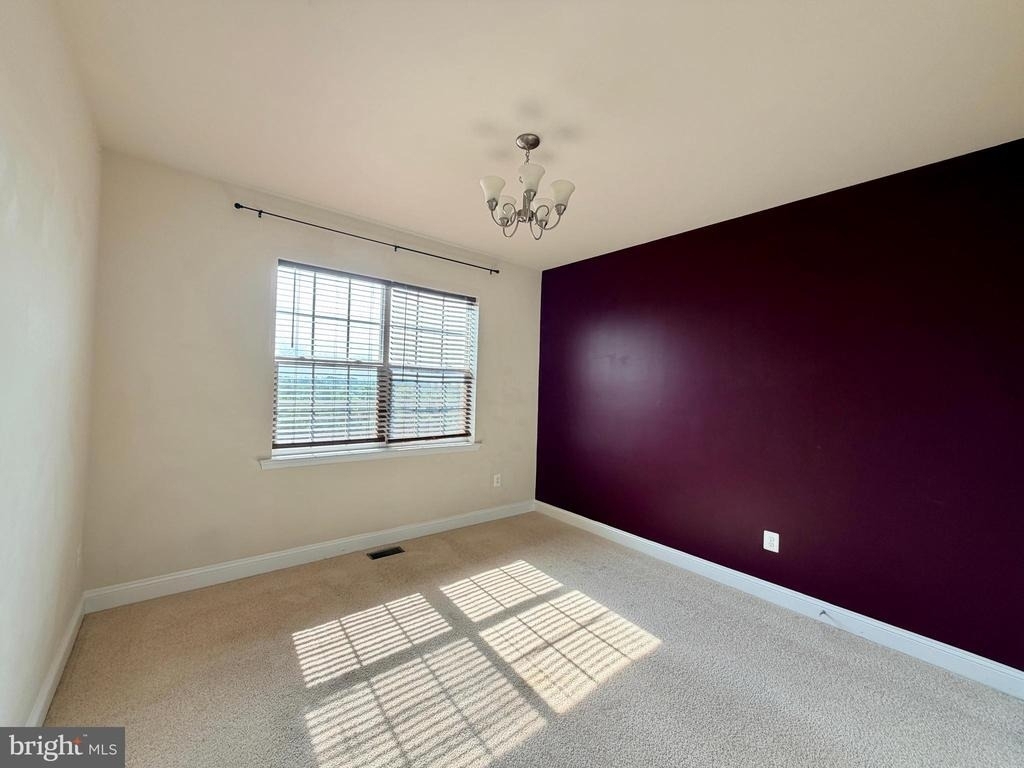 5915 Logans Way - Photo 15