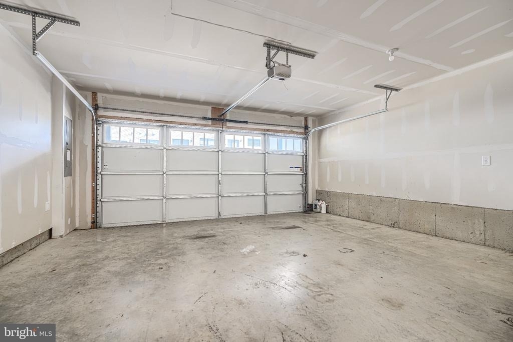 11409 Starlight Place - Photo 14
