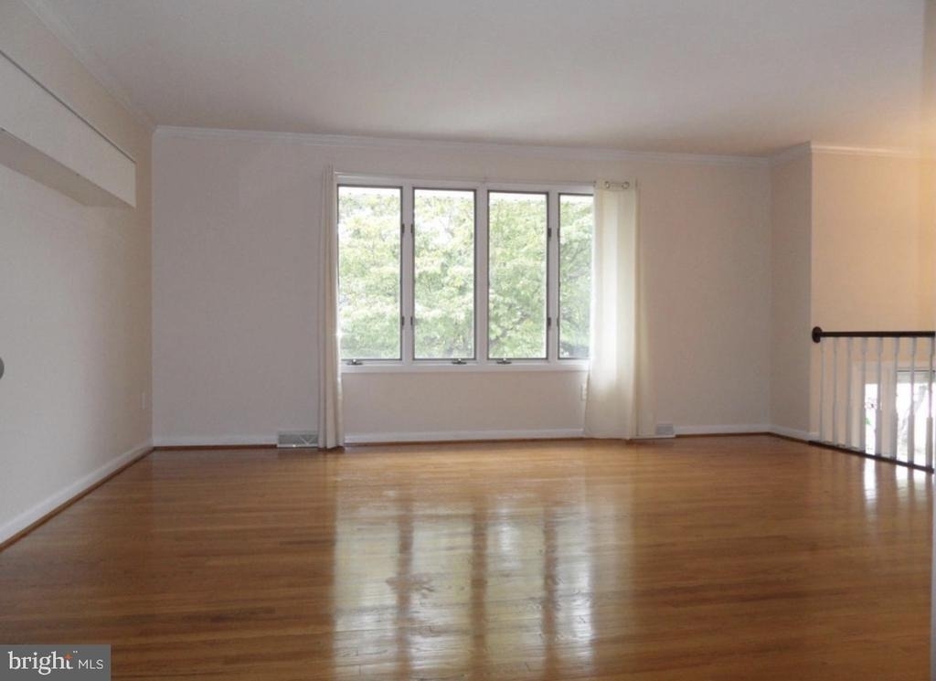 9400 Tiller Drive - Photo 5