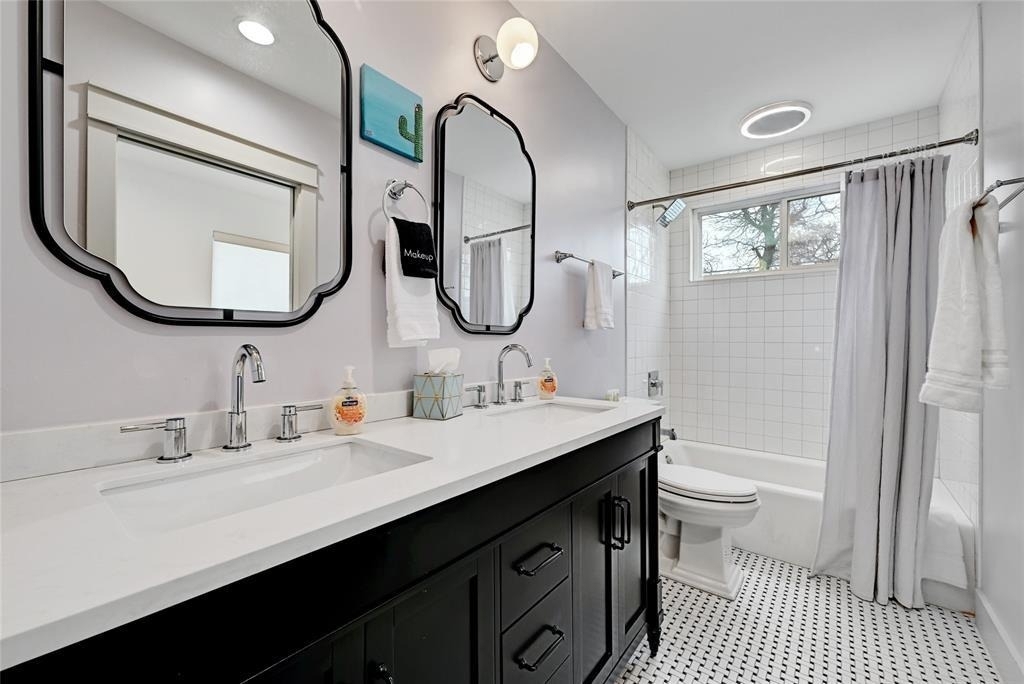 2952 Higgins St - Photo 24