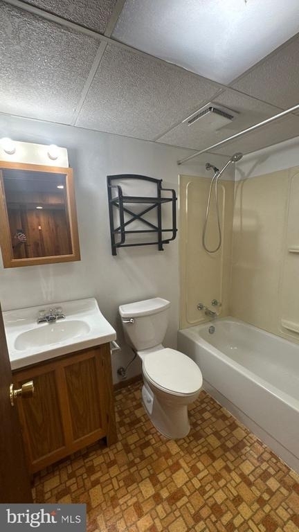 6628 Pheasant Drive - Photo 18