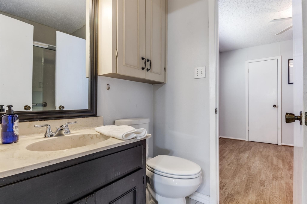 10010 Childress Dr - Photo 8