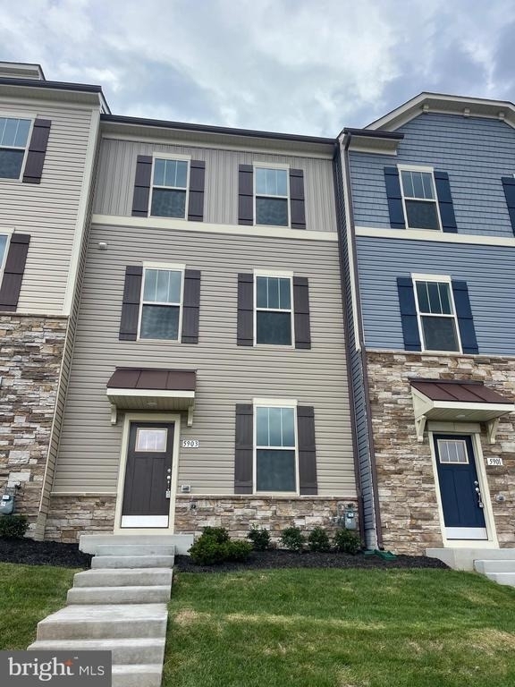 5903 Garden Walk Drive - Photo 1