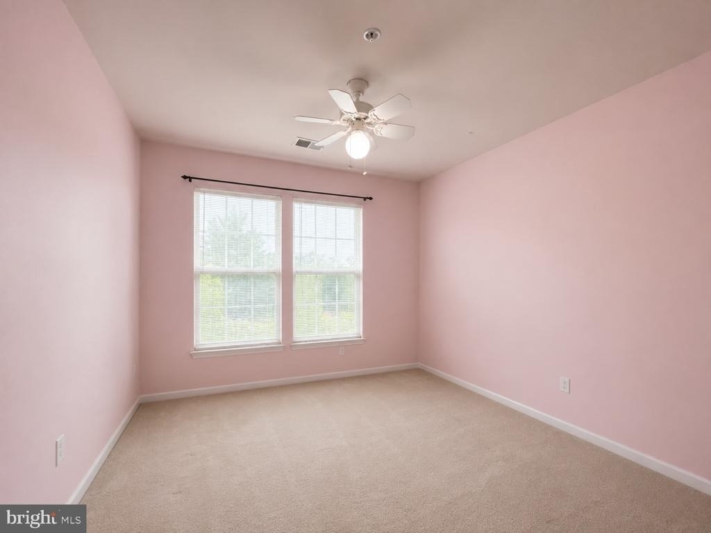 9424 Singleton Place - Photo 11