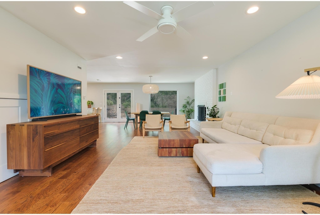 8700 Mountainwood Cir - Photo 5