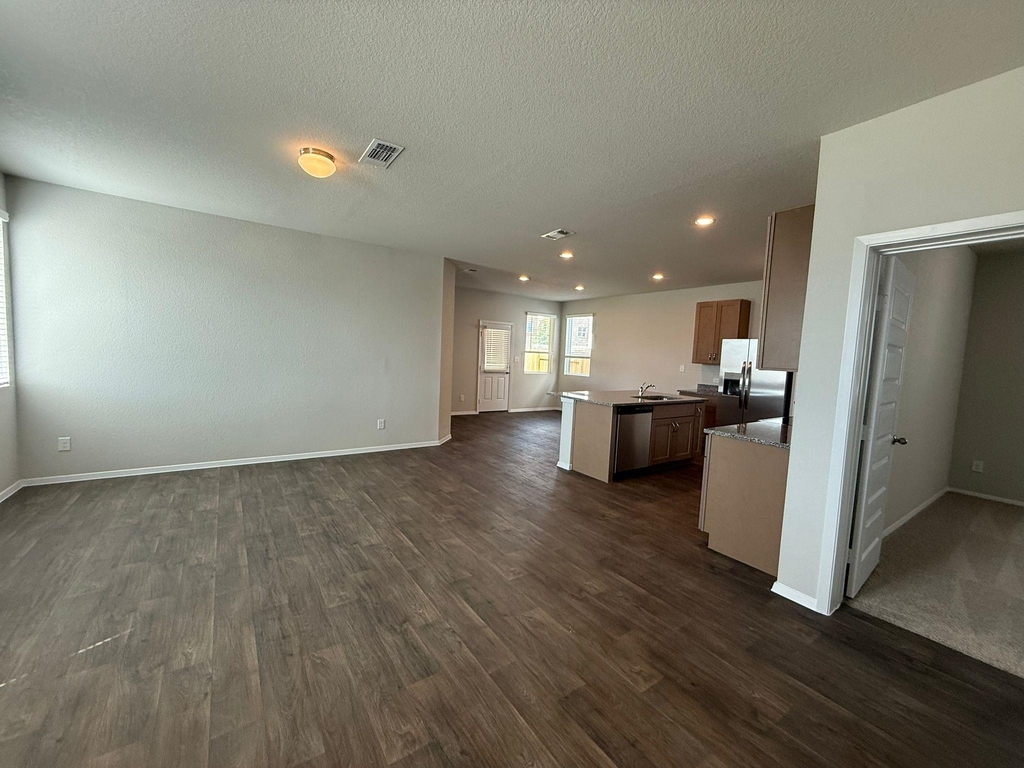 2713 Totley Rd - Photo 8