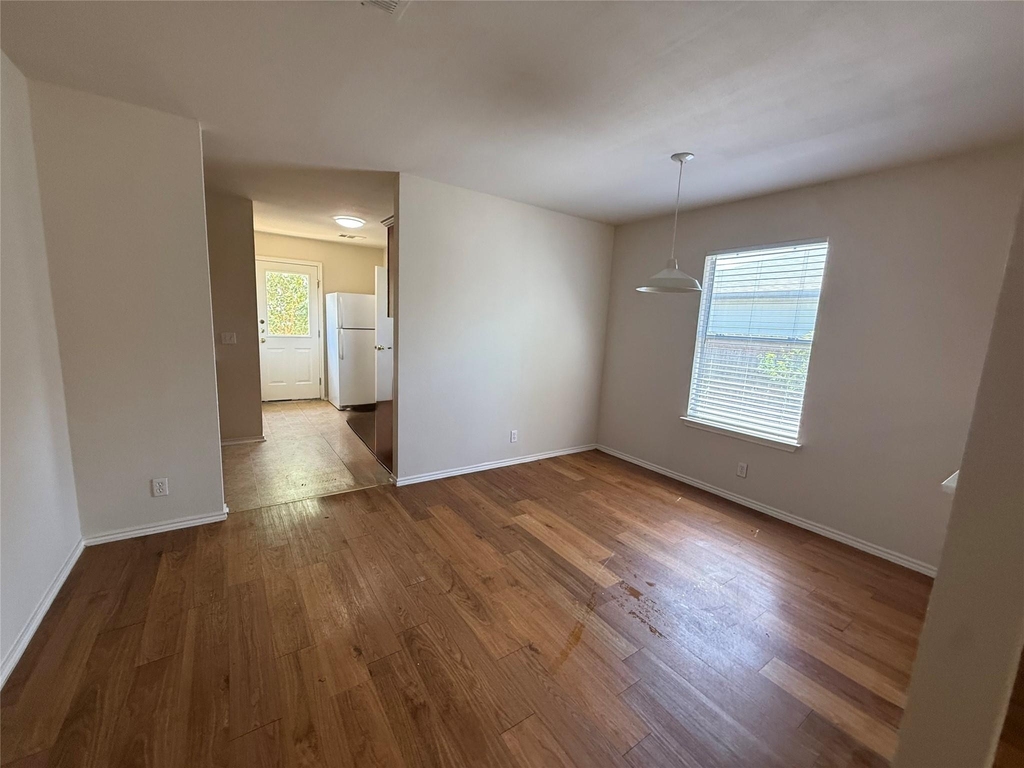364 Leonardo Dr - Photo 6