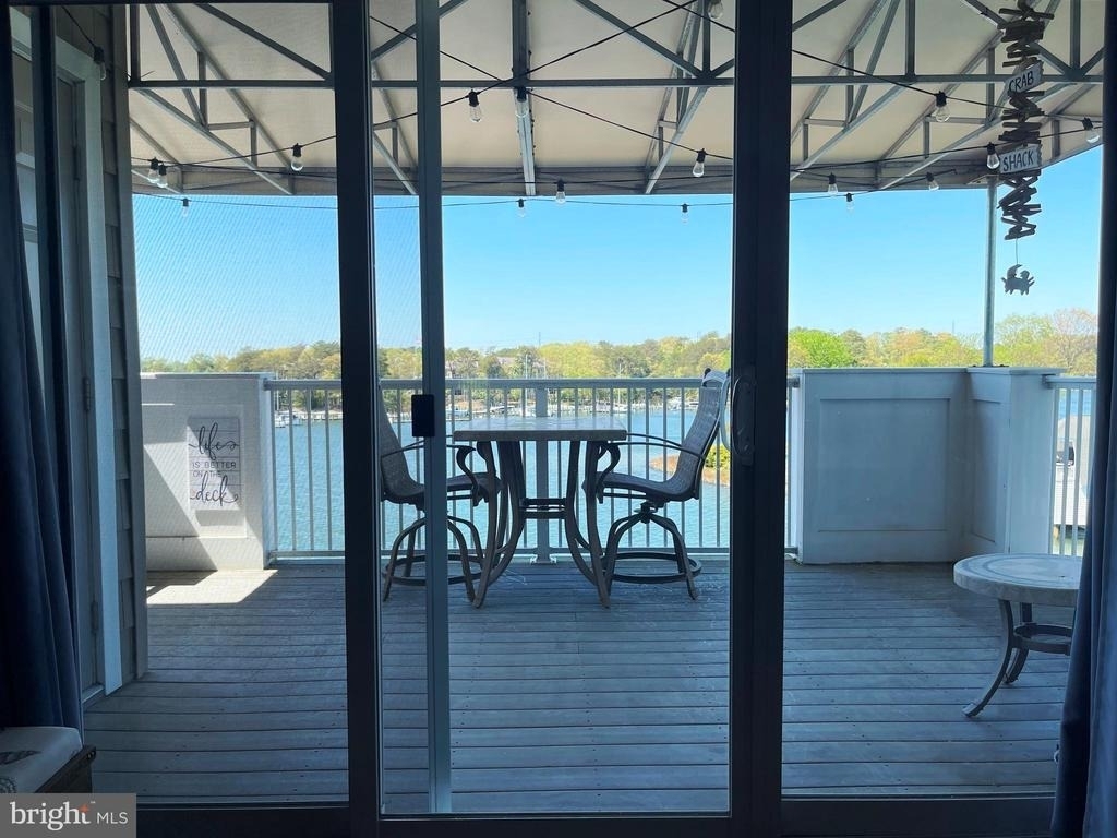 634 Oyster Bay Place - Photo 12